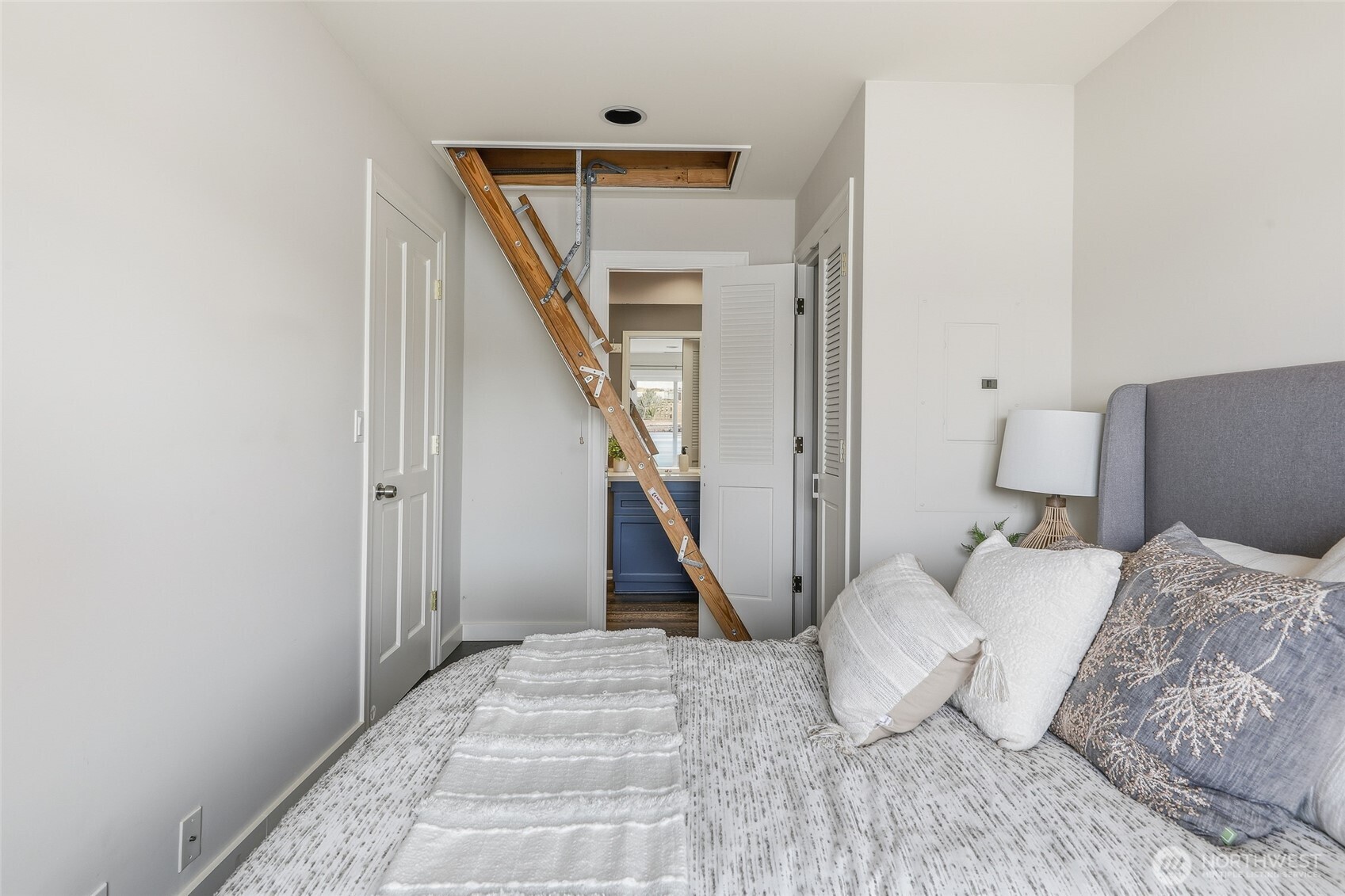 1212 E Shelby #5, Seattle, WA 98102