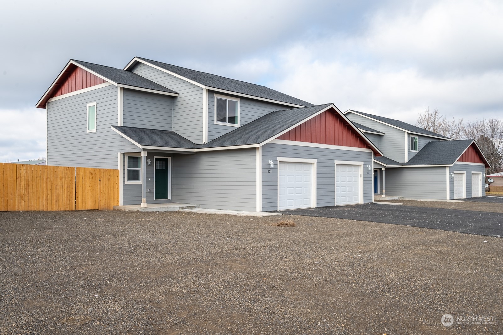 609 611 S Pine Avenue , Warden, WA 98857