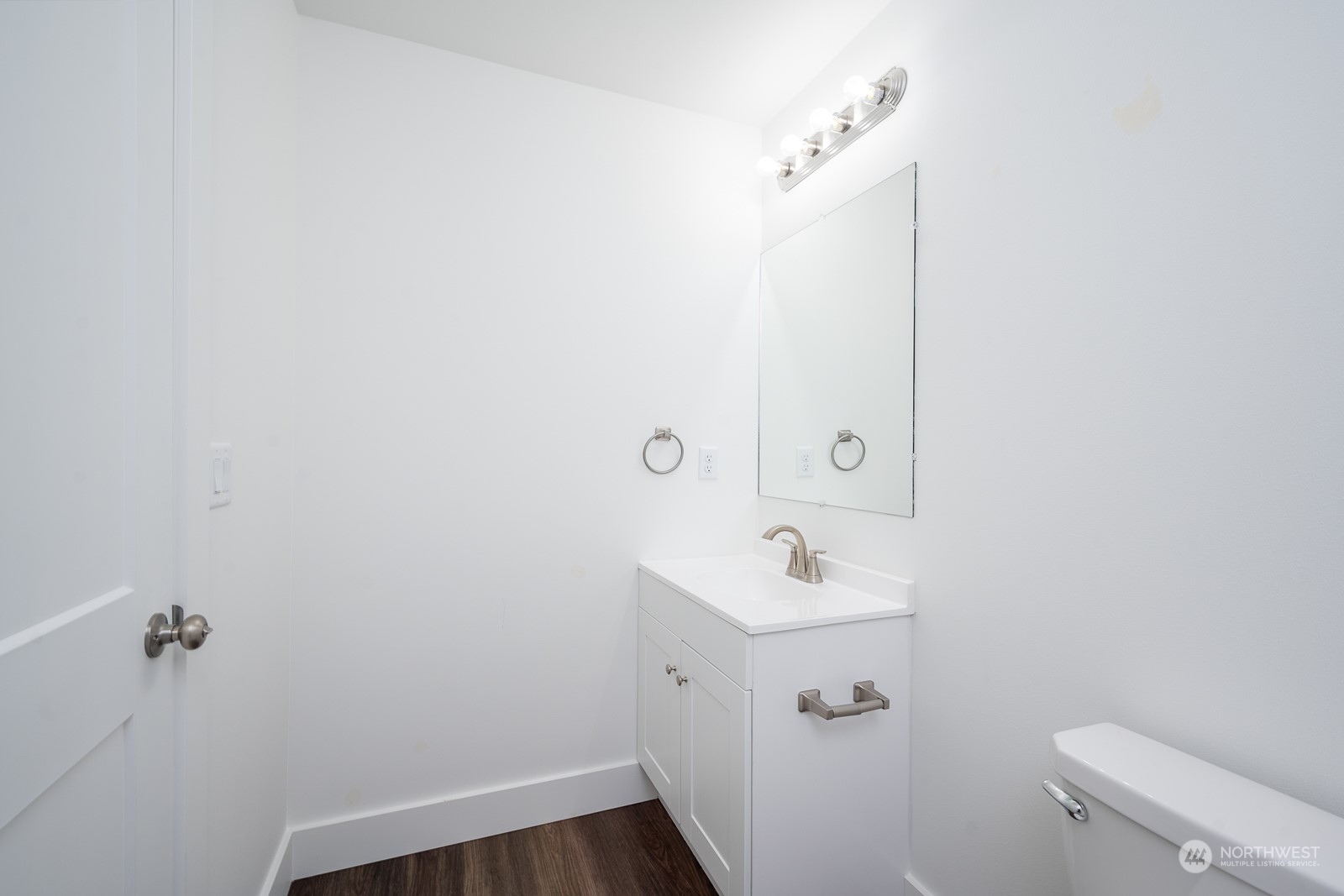 605 607 S Pine Avenue , Warden, WA 98857