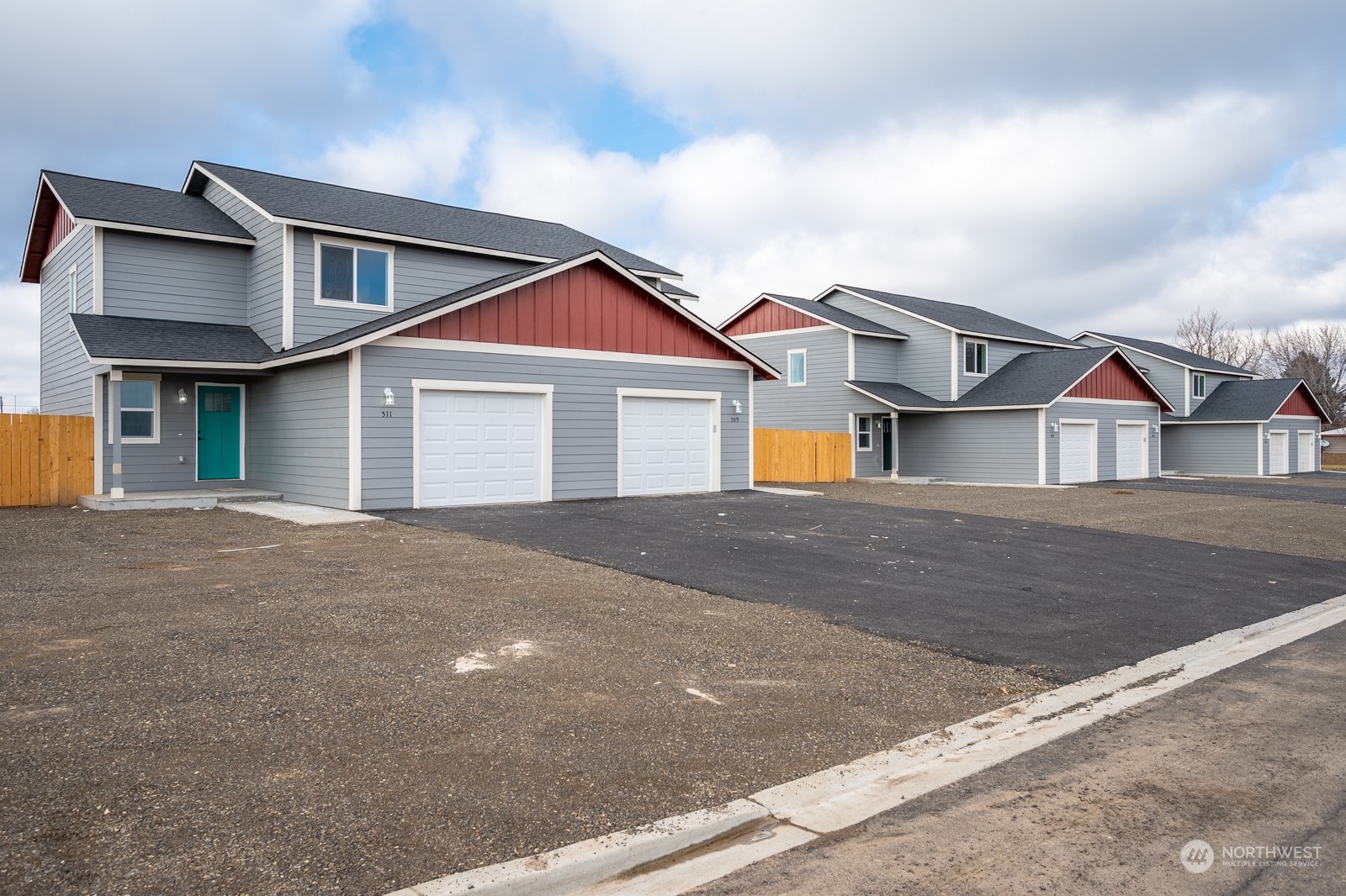 605 607 S Pine Avenue , Warden, WA 98857