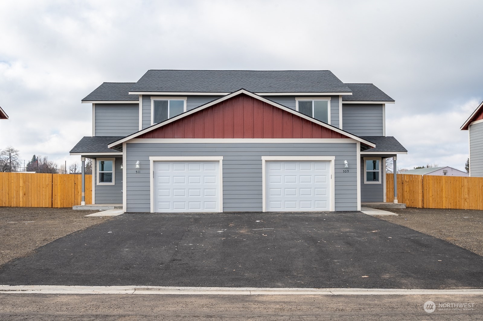 513 515 S Pine Avenue , Warden, WA 98857