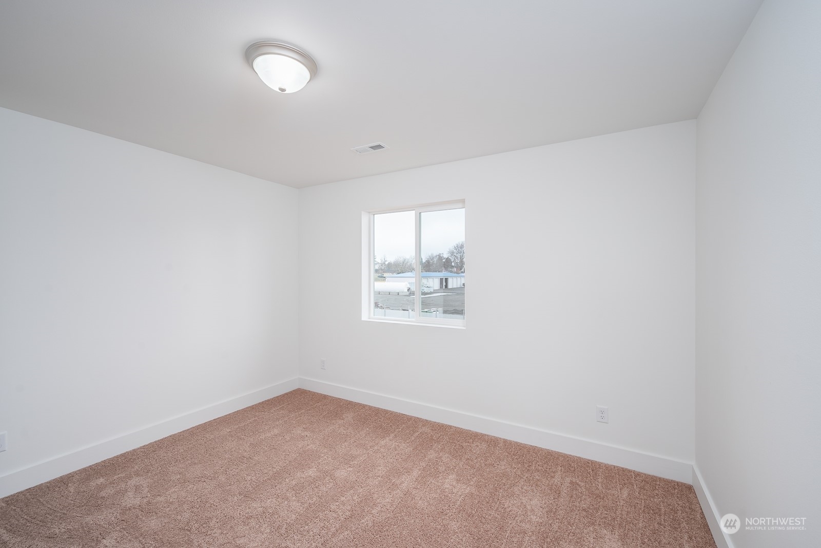 509 511 S Pine Avenue , Warden, WA 98857
