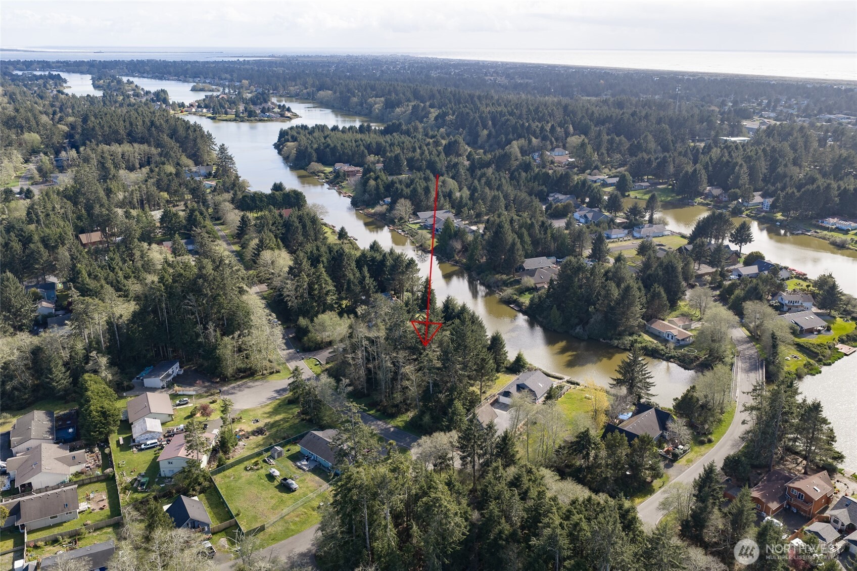 189 Duck Lake Drive NE, Ocean Shores, WA 98569