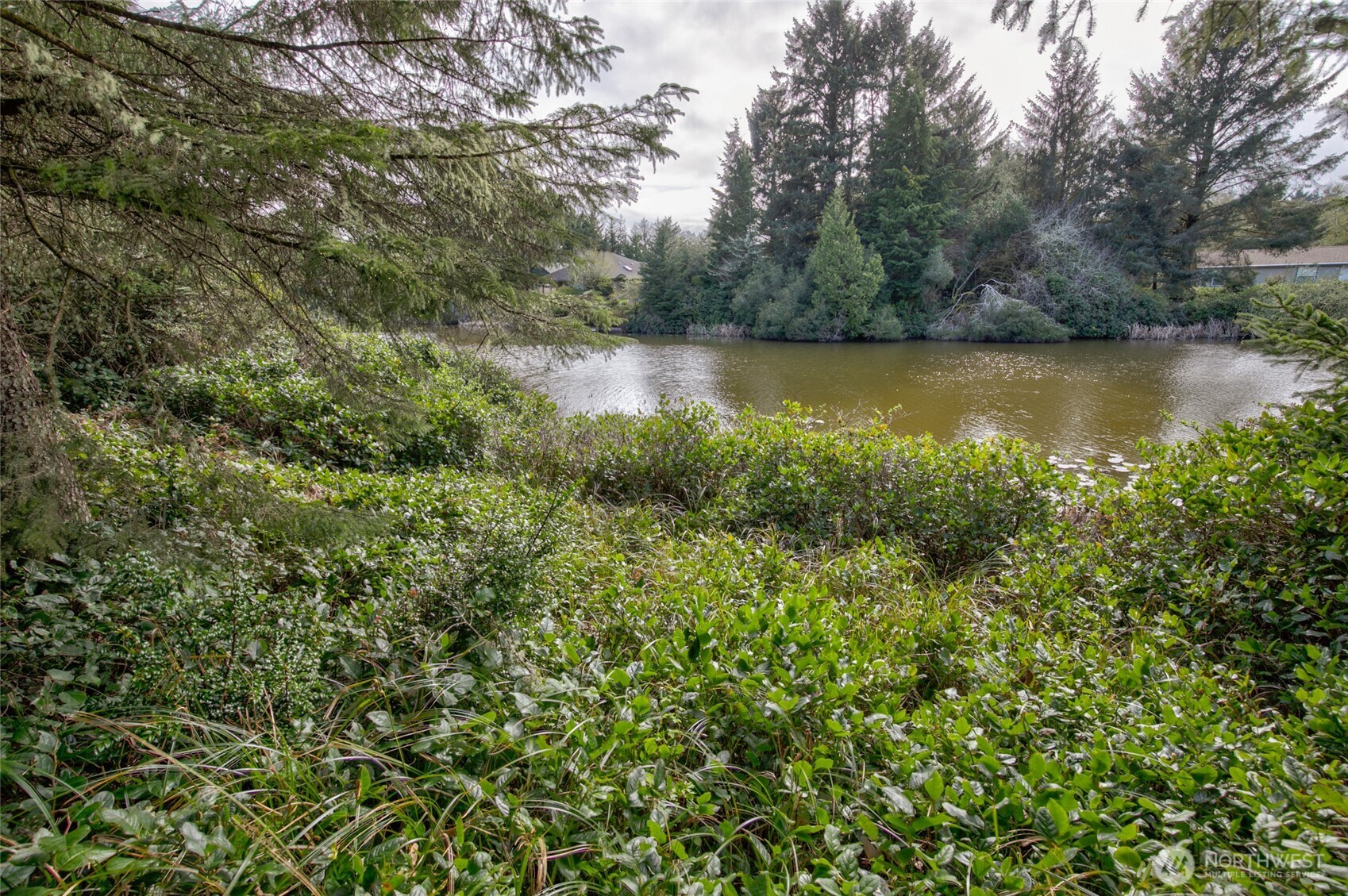 189 Duck Lake Drive NE, Ocean Shores, WA 98569