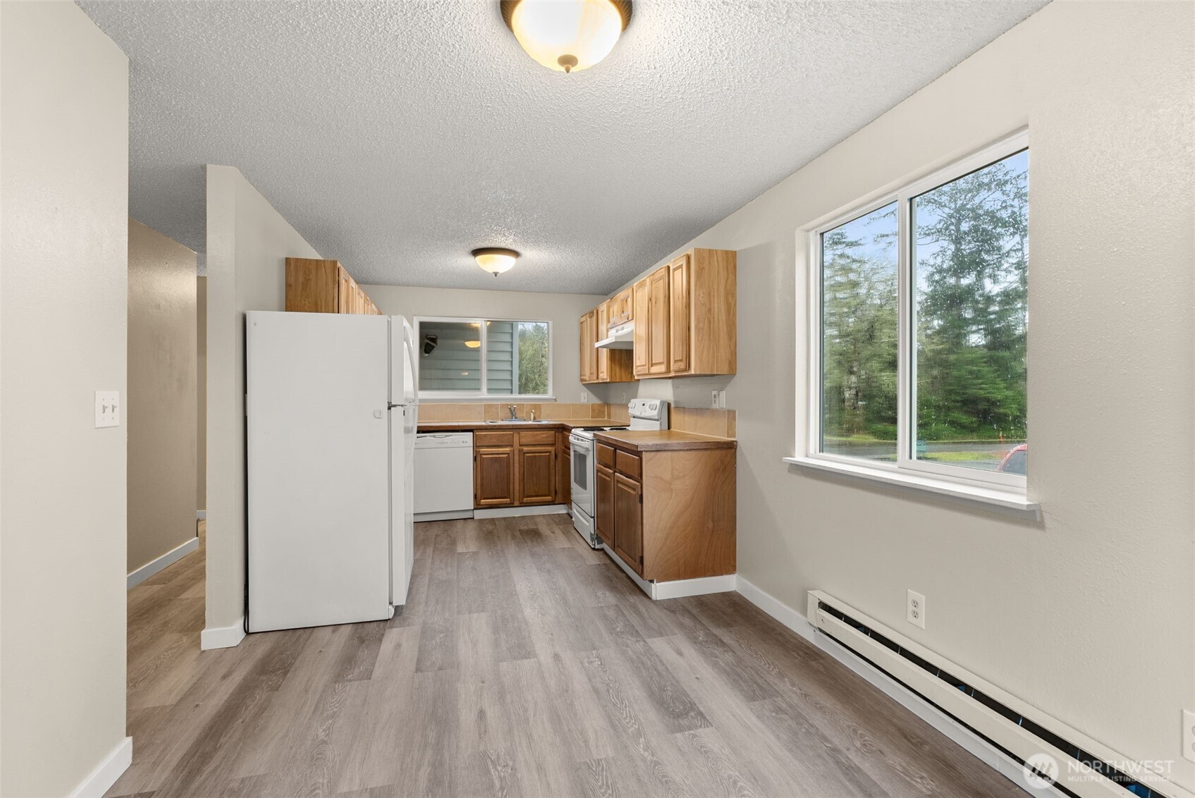 665 Sunset Avenue , Ocean Shores, WA 98569