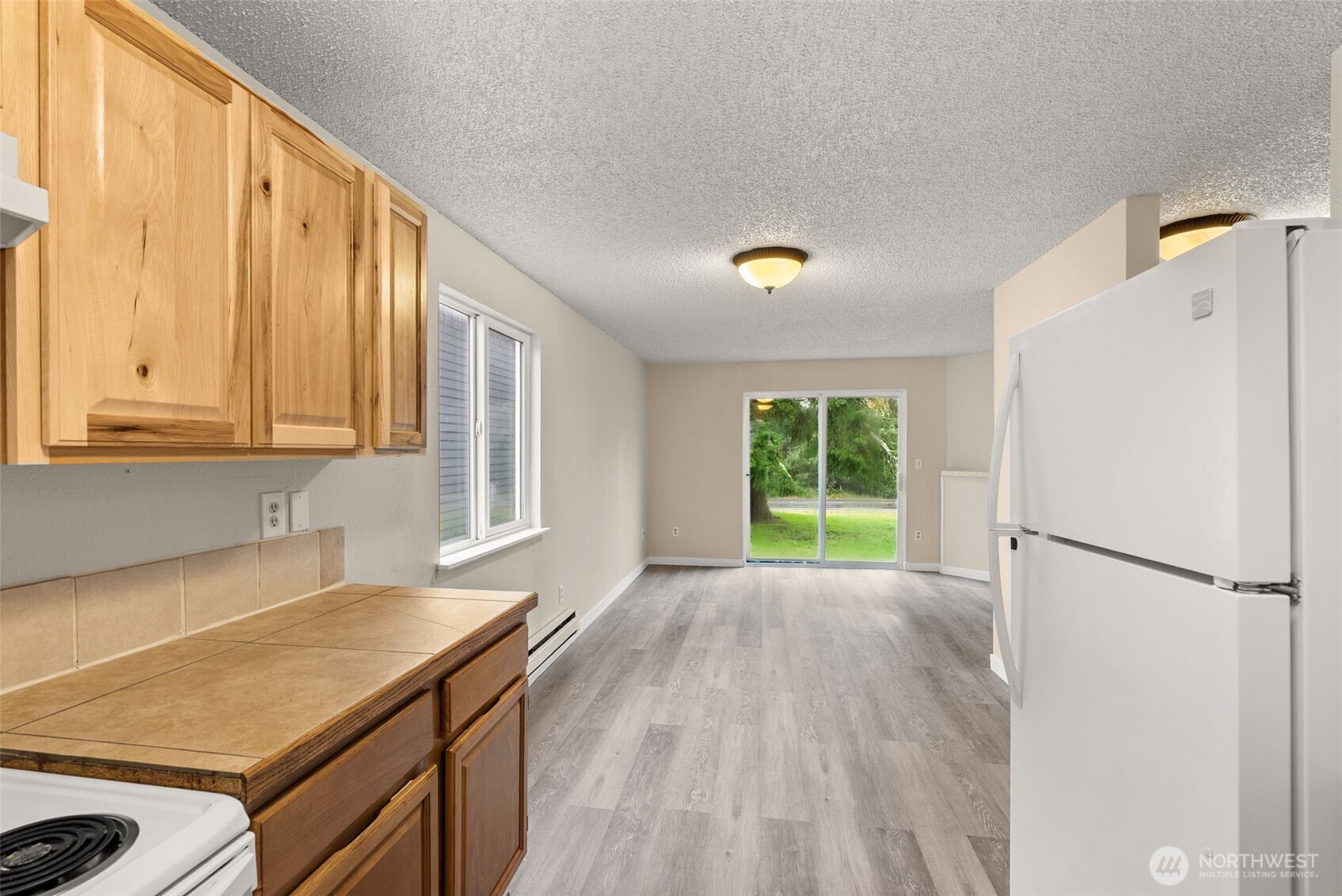 665 Sunset Avenue , Ocean Shores, WA 98569