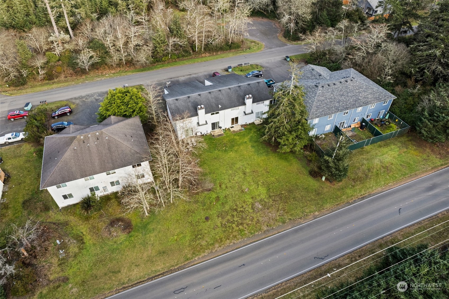 665 Sunset Avenue , Ocean Shores, WA 98569