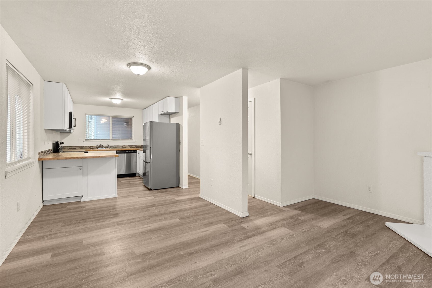 665 Sunset Avenue , Ocean Shores, WA 98569
