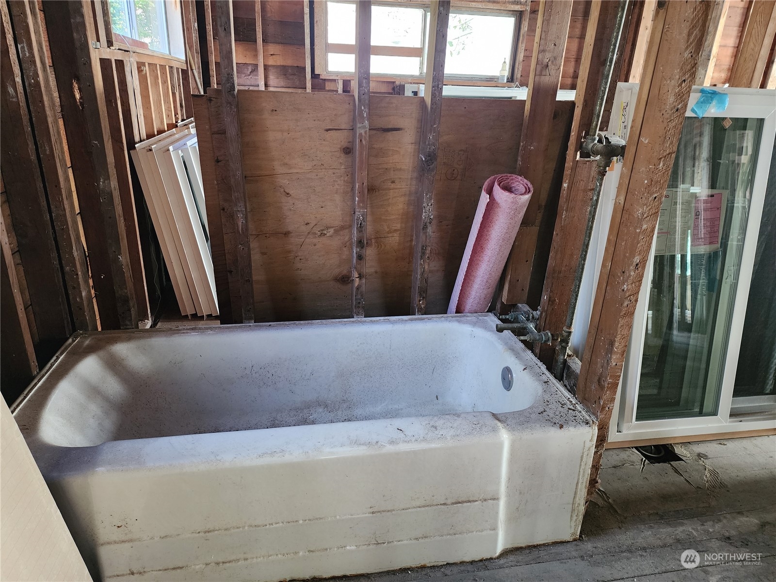 2325 Wheaton Way , Bremerton, WA 98310