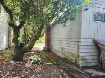 2325 Wheaton Way , Bremerton, WA 98310 - Photo 10