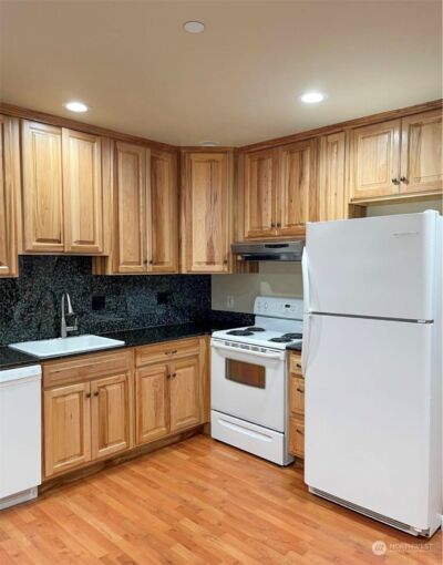 1201 Monitor Avenue , Wenatchee, WA 98801 - Photo 7