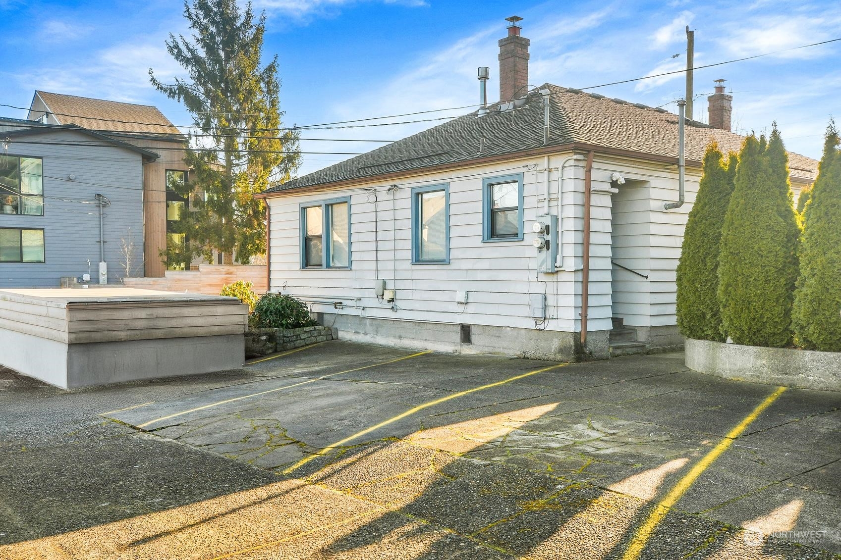 2515 Belvidere Avenue SW, Seattle, WA 98126-2120