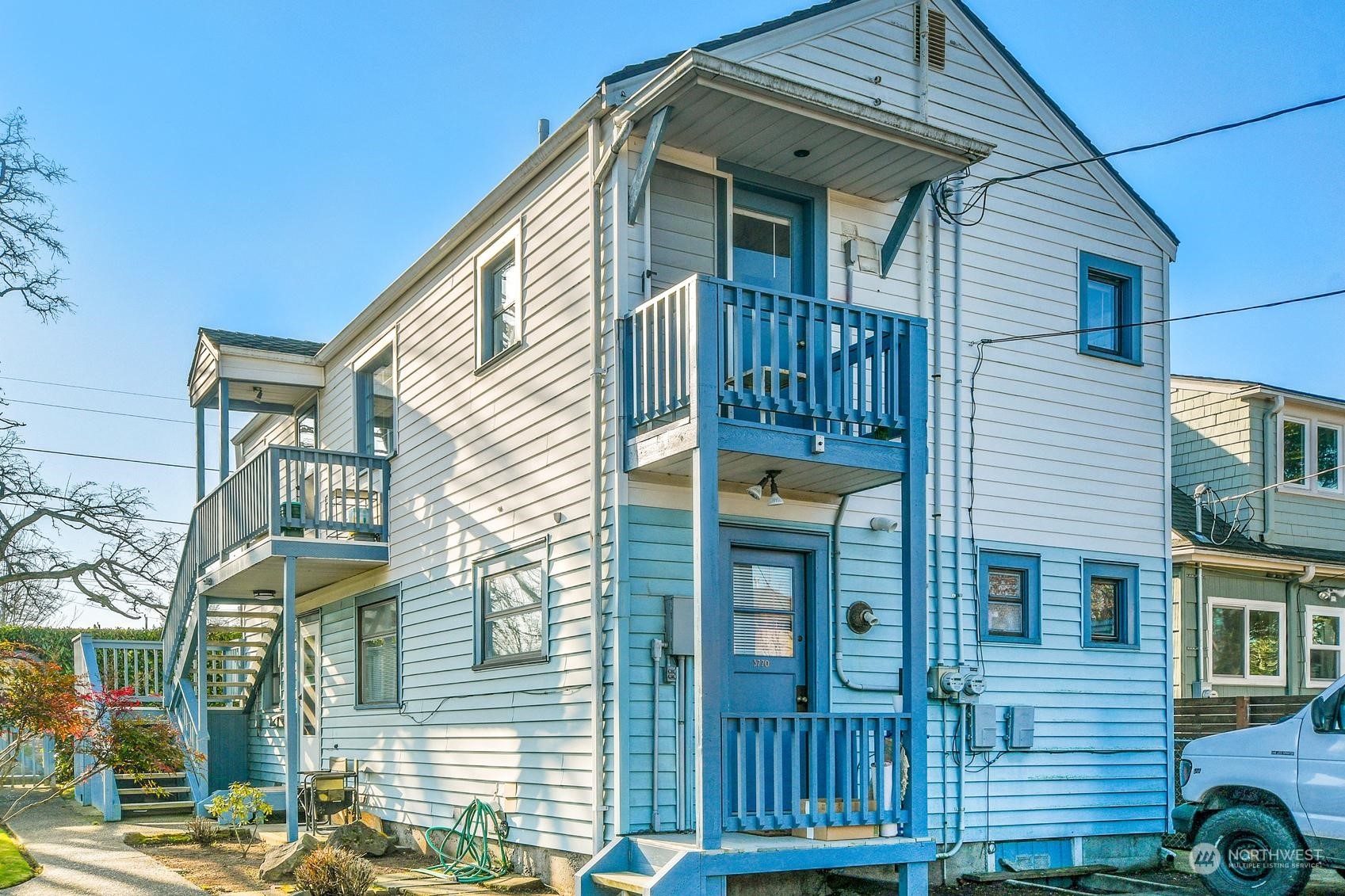 2515 Belvidere Avenue SW, Seattle, WA 98126-2120