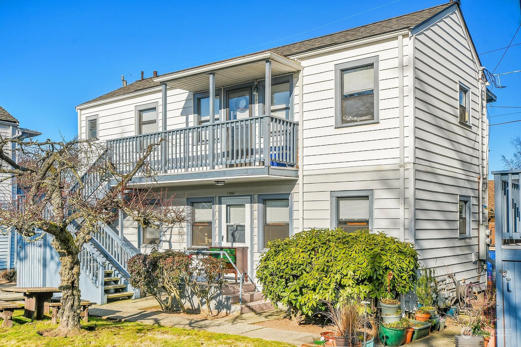 2515 Belvidere Avenue SW, Seattle, WA 98126-2120