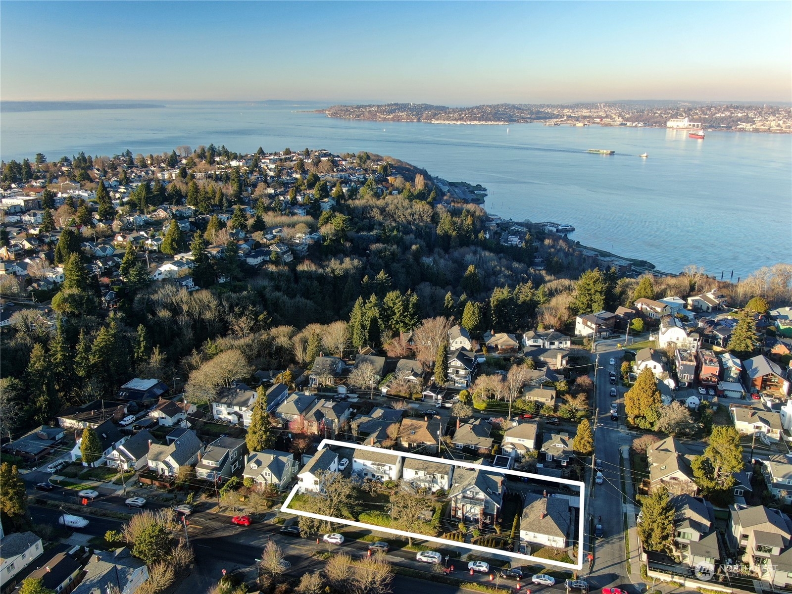 2515 Belvidere Avenue SW, Seattle, WA 98126-2120