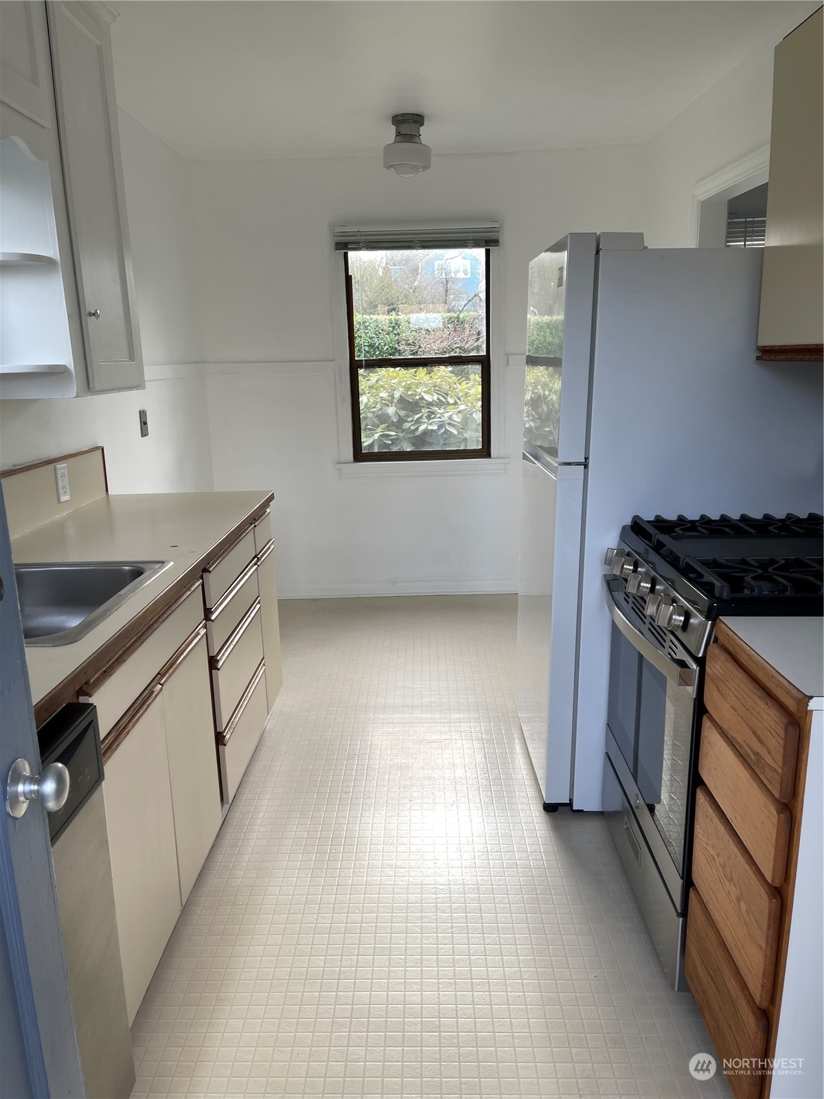 2515 Belvidere Avenue SW, Seattle, WA 98126-2120