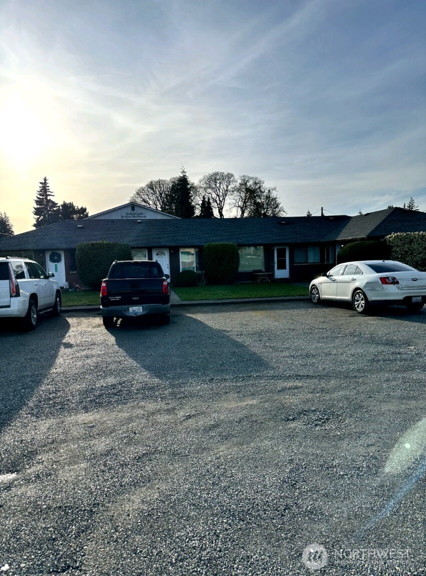 11108 Sheridan Avenue S, Tacoma, WA 98444-2742