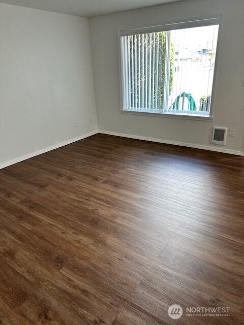 11108 Sheridan Avenue S, Tacoma, WA 98444-2742