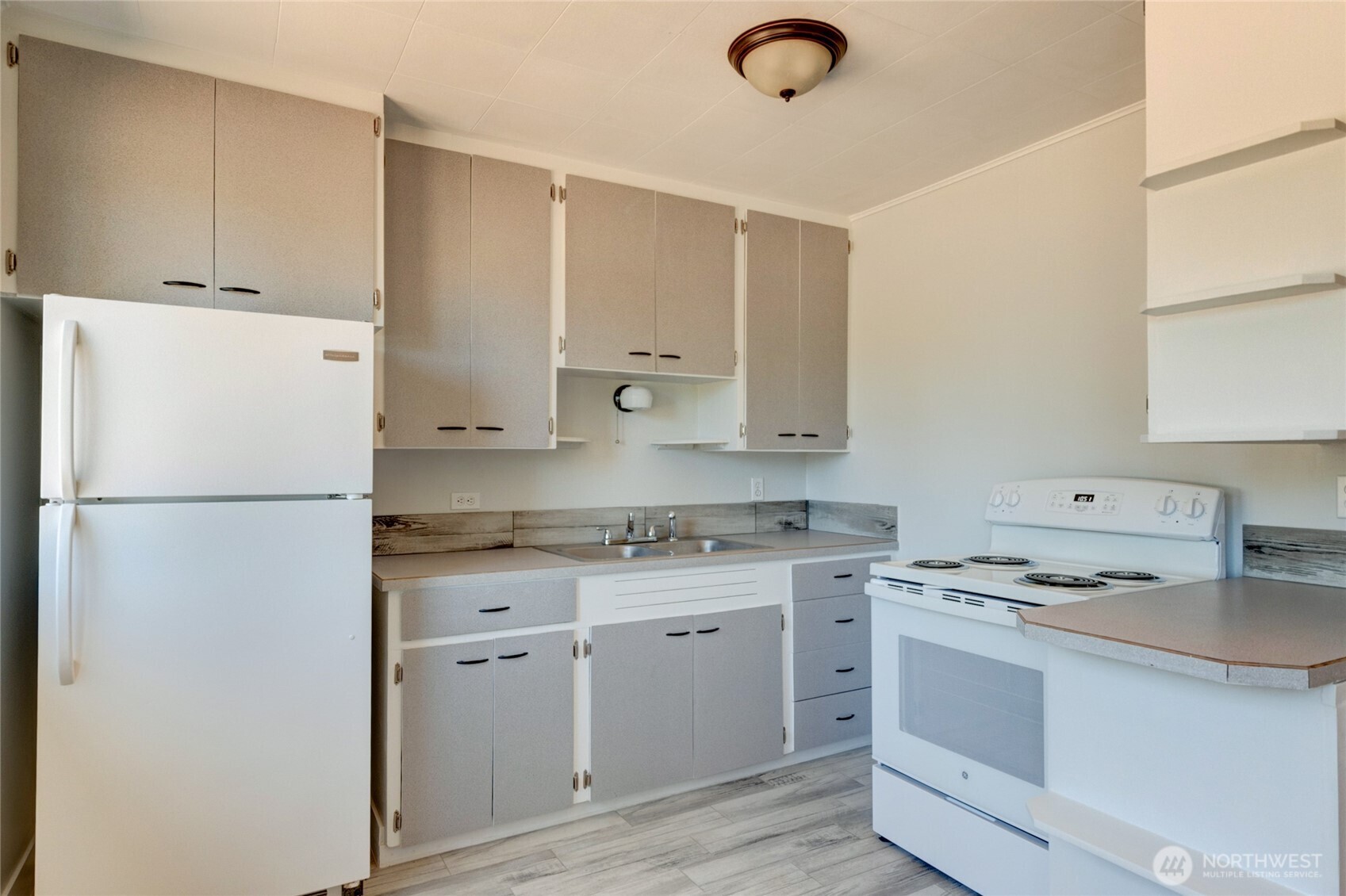 3100 Taylor Road #1-5, Oak Harbor, WA 98277