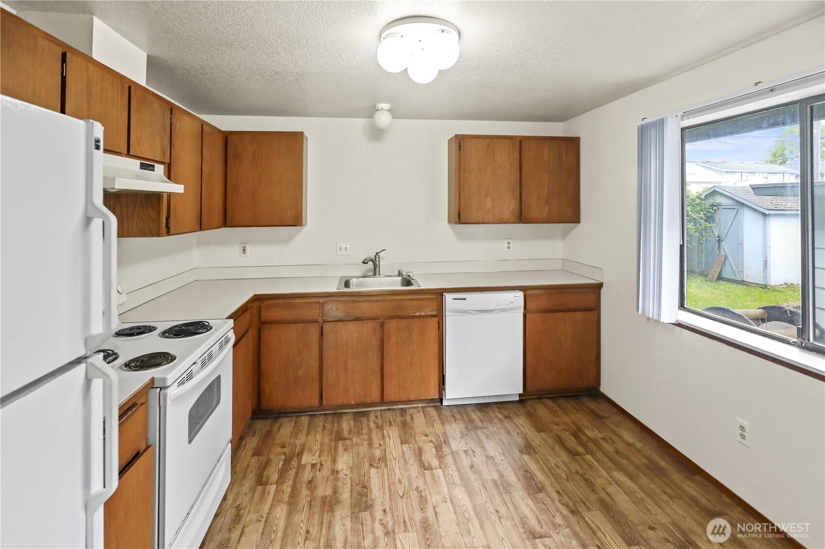 3718 Wetmore Avenue , Everett, WA 98201