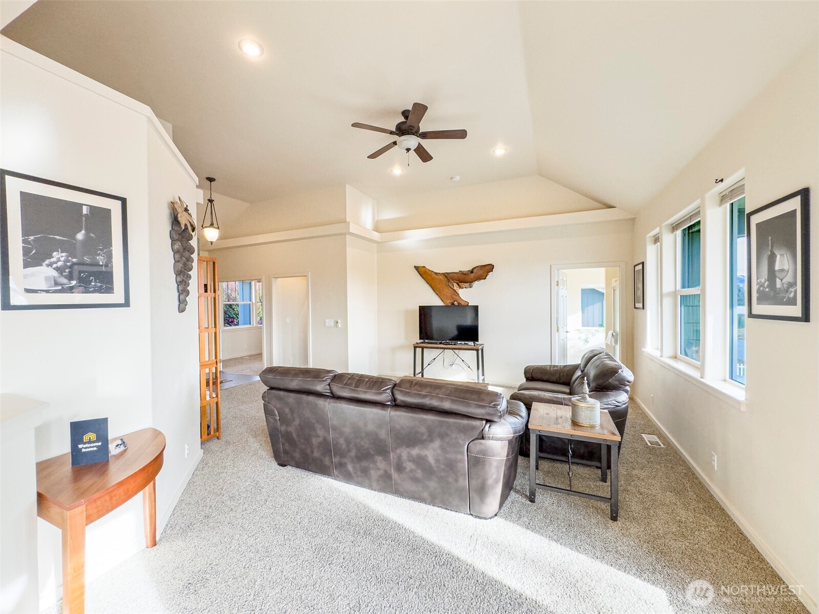718 SE Scenic View Drive #A & B, College Place, WA 99324