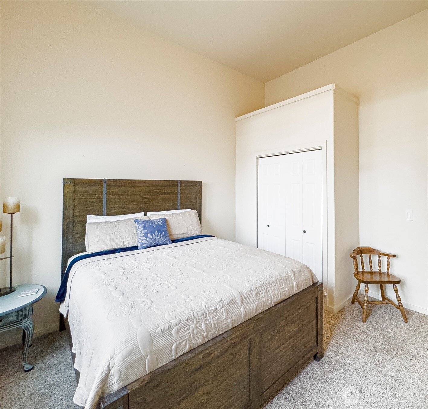 718 SE Scenic View Drive #A & B, College Place, WA 99324