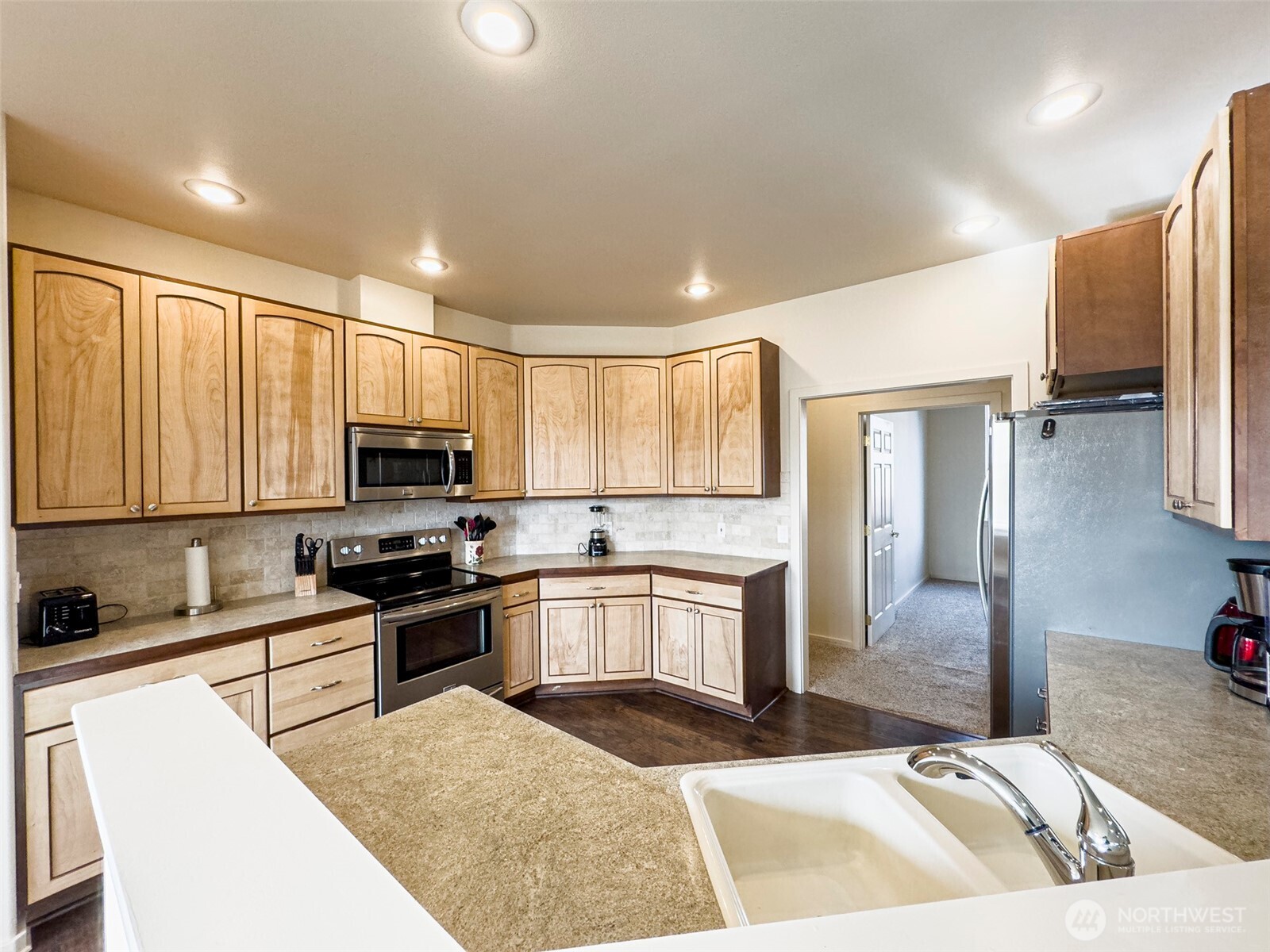 718 SE Scenic View Drive #A & B, College Place, WA 99324