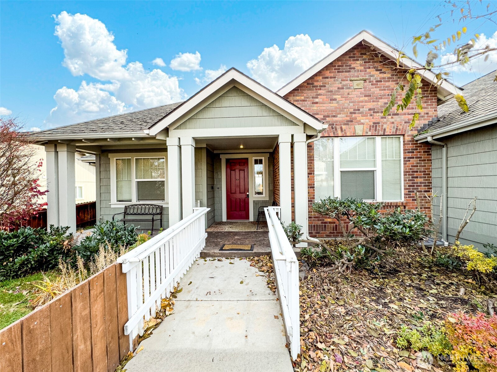 718 SE Scenic View Drive #A & B, College Place, WA 99324