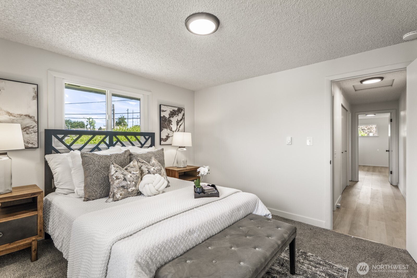 15330 40th Avenue W #A & B, Lynnwood, WA 98087