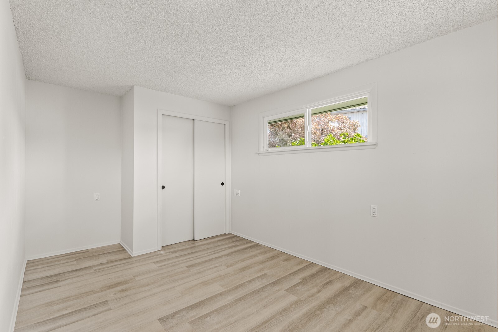 15330 40th Avenue W #A & B, Lynnwood, WA 98087
