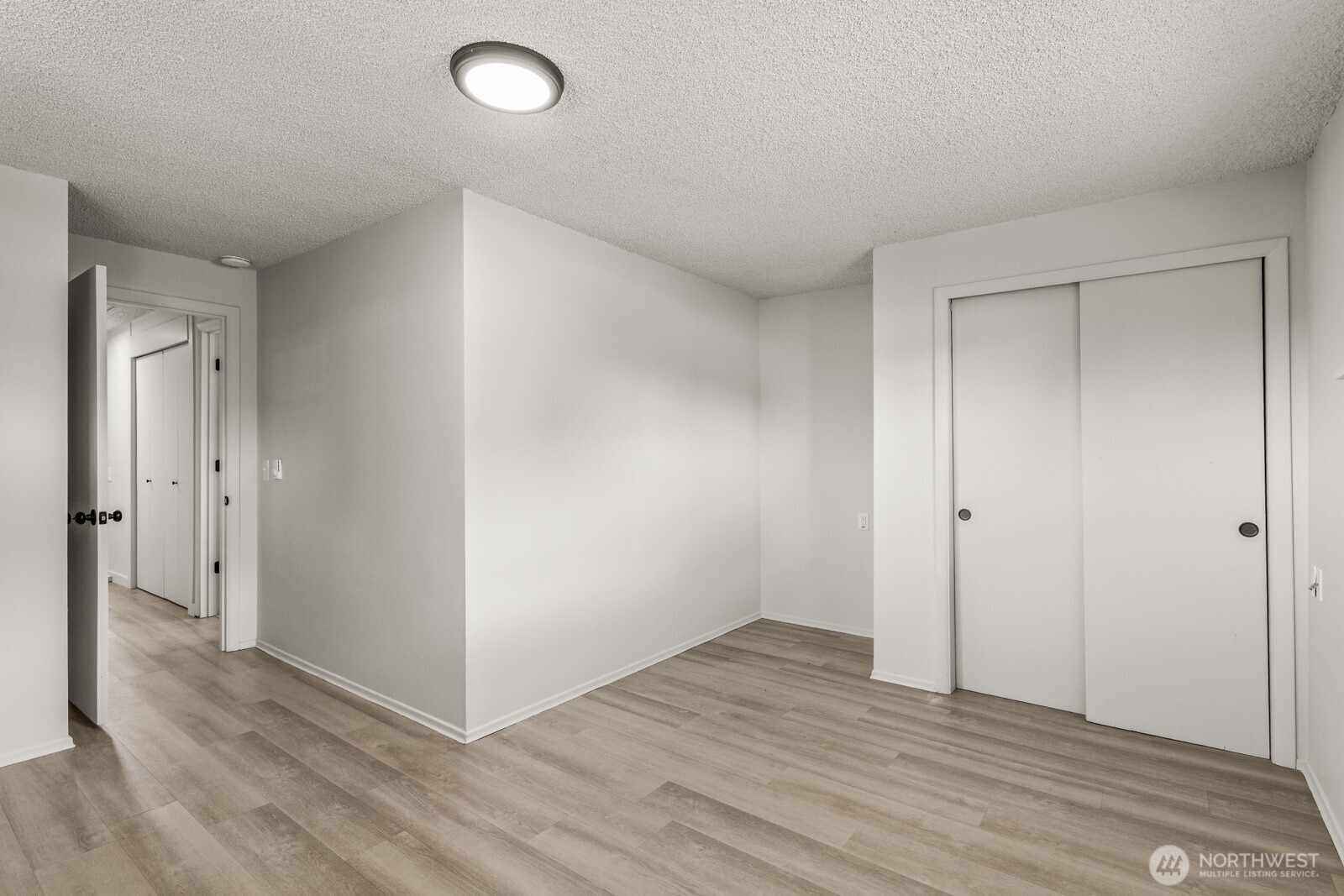 15330 40th Avenue W #A & B, Lynnwood, WA 98087