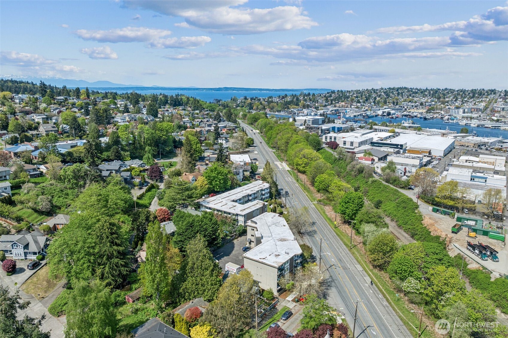 4051 Gilman Avenue W, Seattle, WA 98199