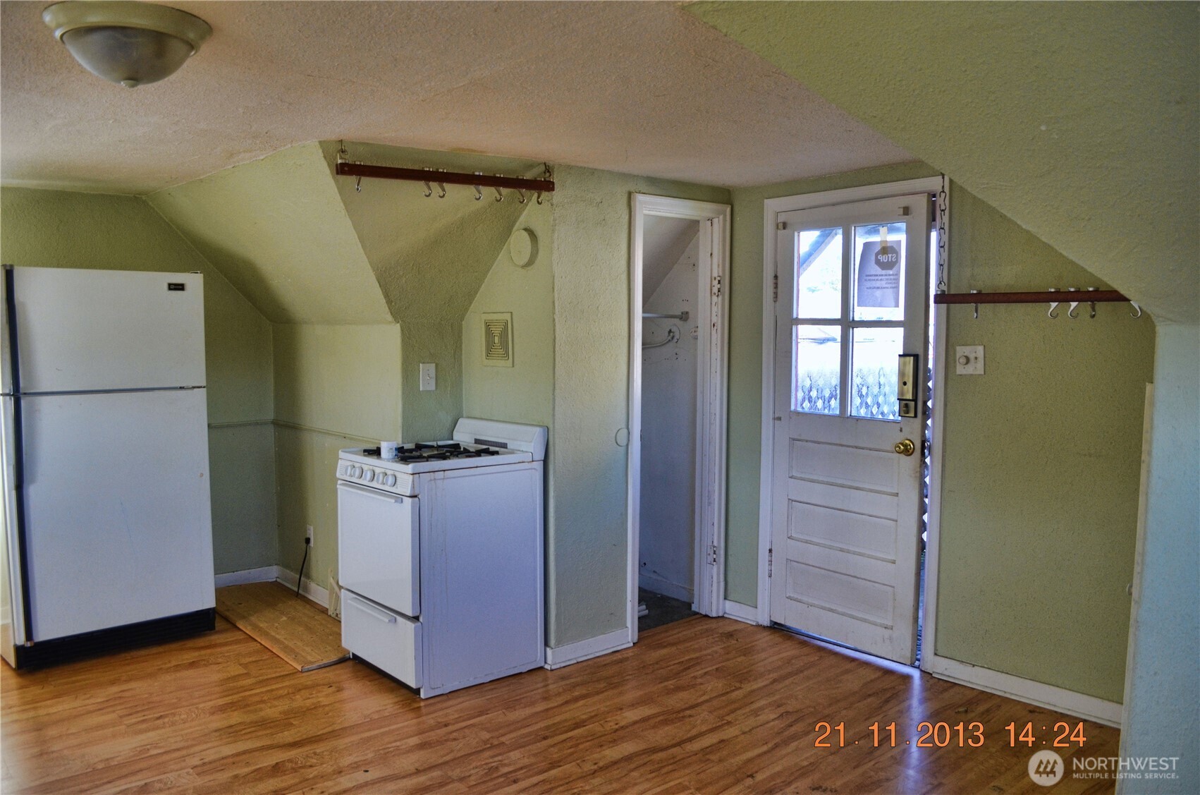 306 2nd ST NE, Auburn, WA 98002