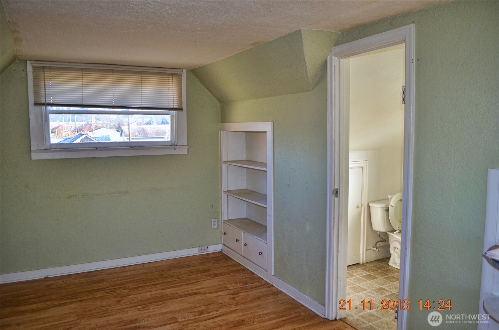 306 2nd ST NE, Auburn, WA 98002