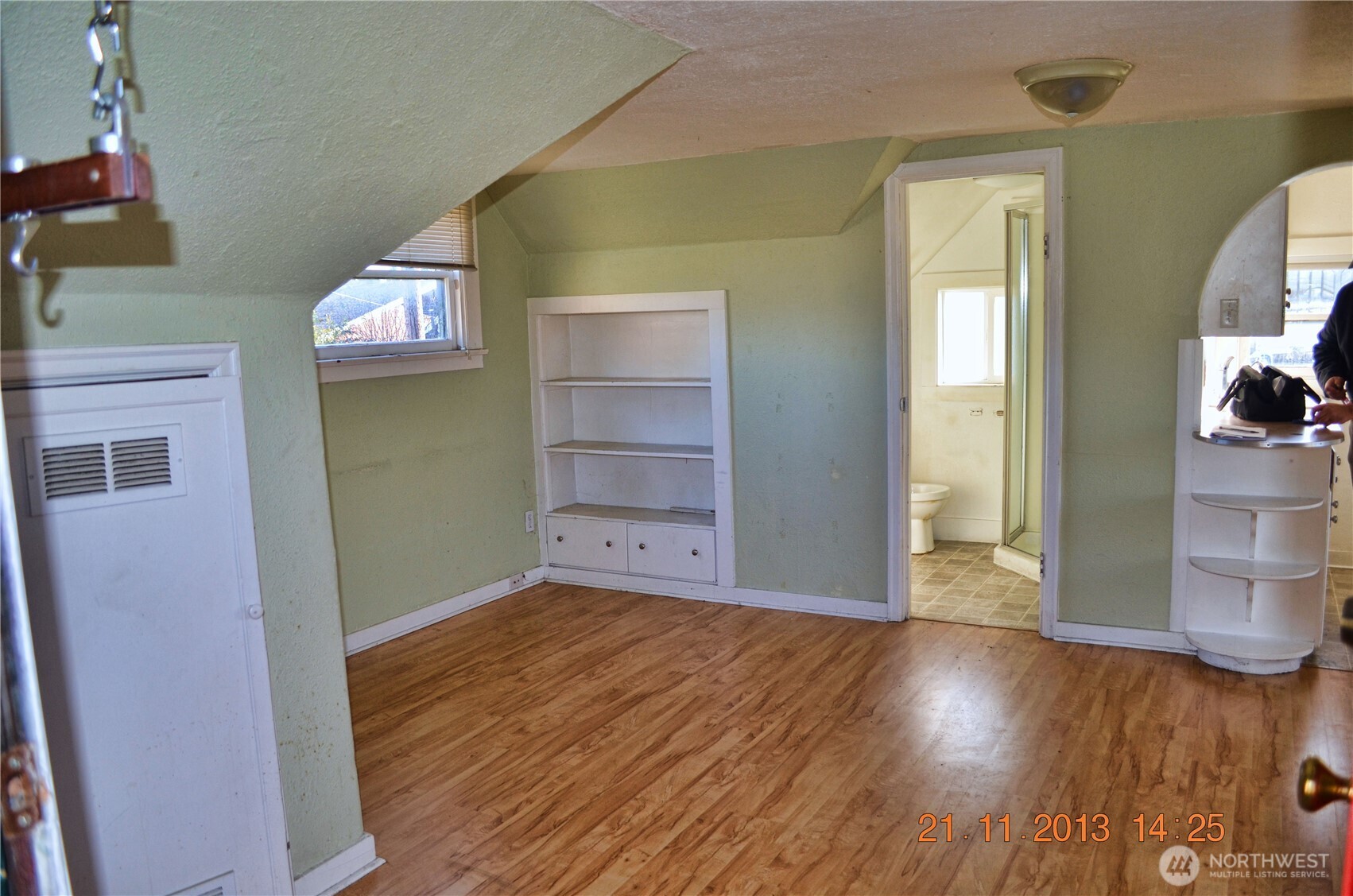 306 2nd ST NE, Auburn, WA 98002