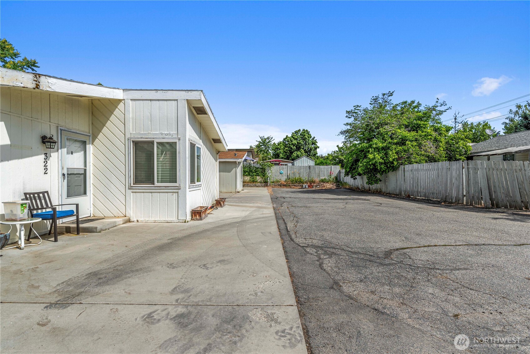 322 N Kentucky #A&B, East Wenatchee, WA 98802