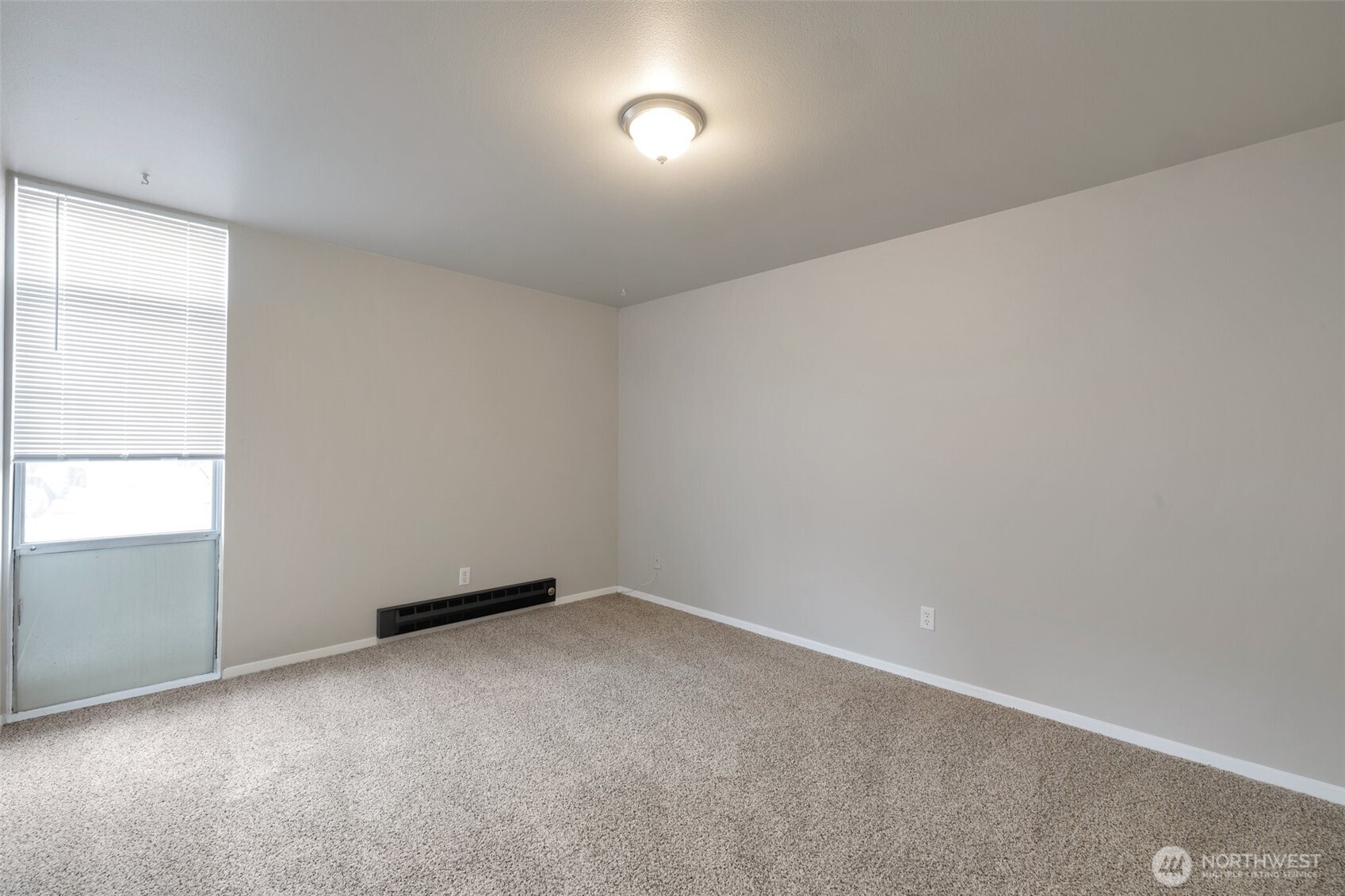 219 5th Avenue NE, Puyallup, WA 98372