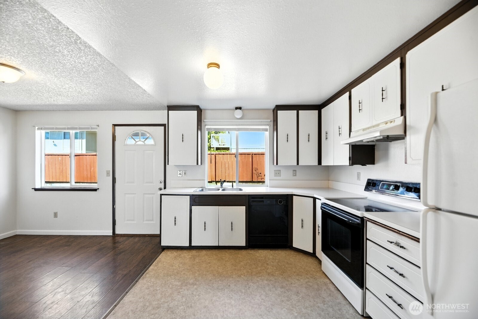 1738 S 82nd Street , Tacoma, WA 98408