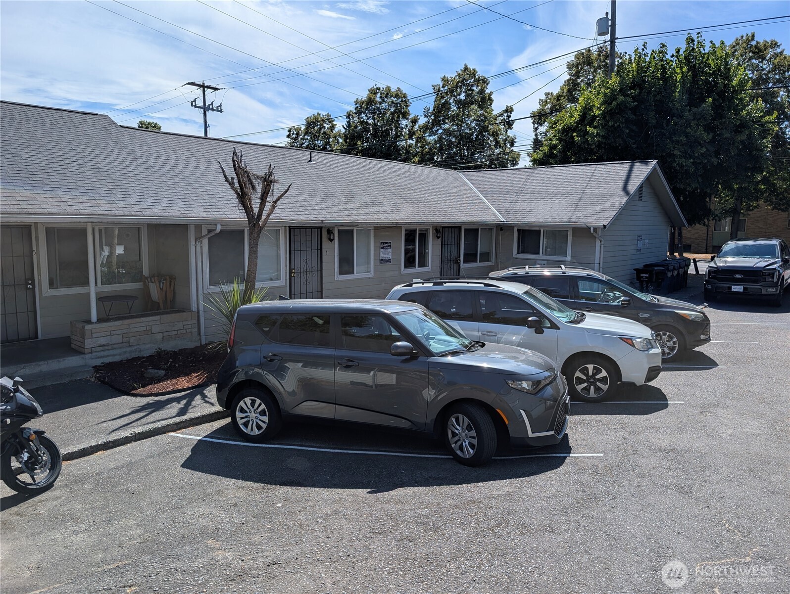 7410 Rainier Avenue S, Seattle, WA 98118