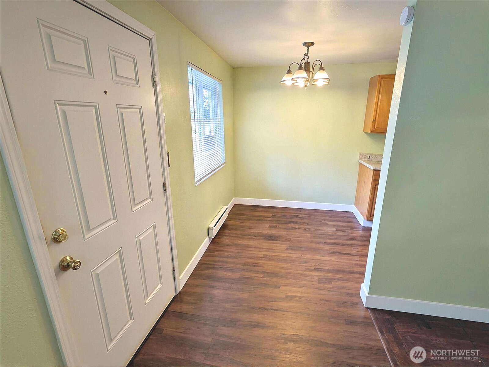 7410 Rainier Avenue S, Seattle, WA 98118