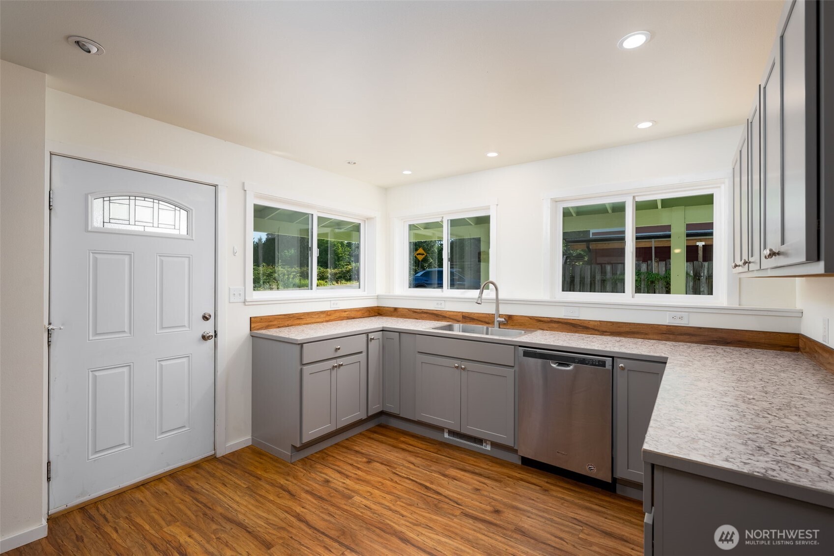 10211 SW Bank Road #A & B, Vashon, WA 98070