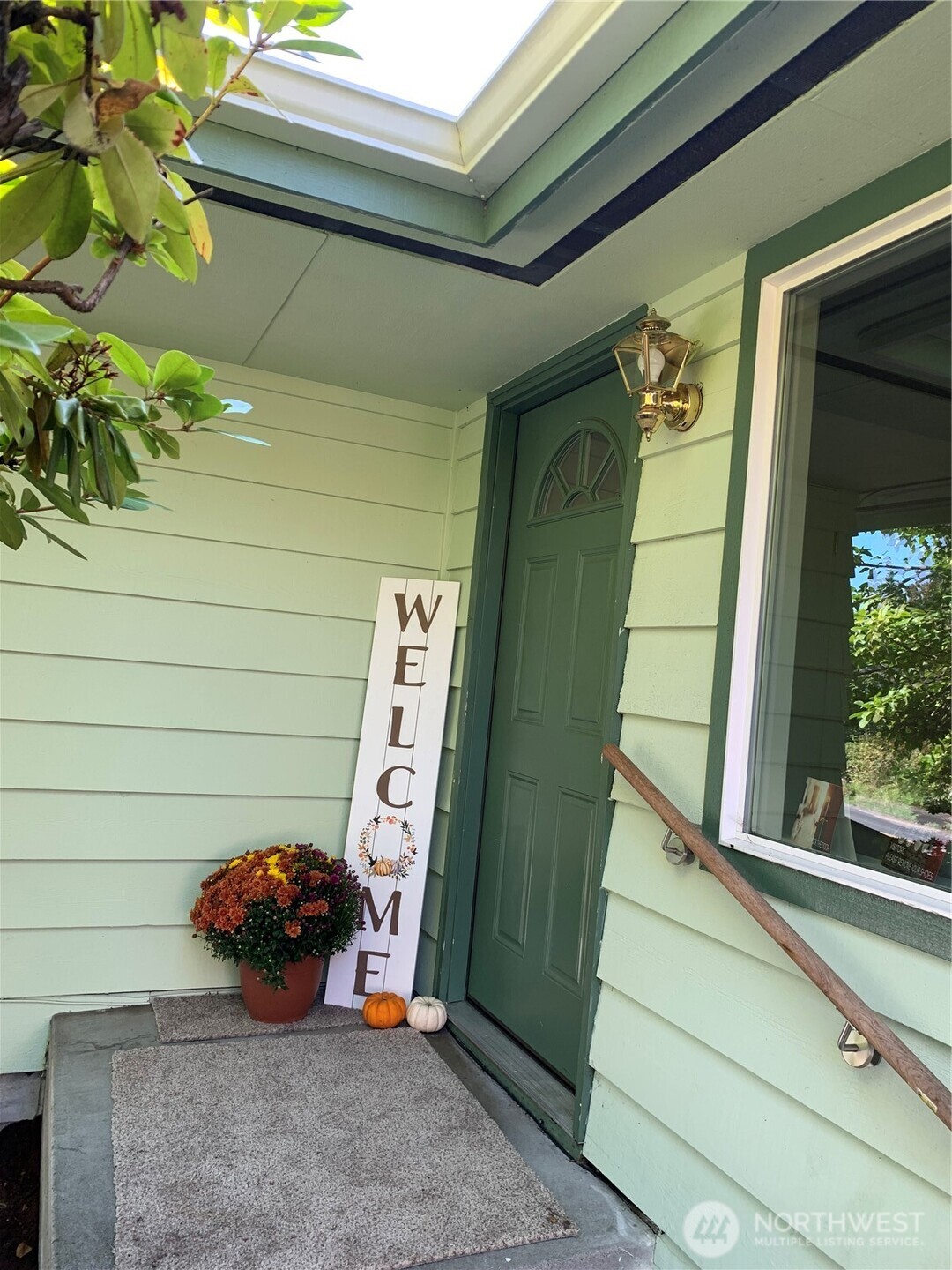 10211 SW Bank Road #A & B, Vashon, WA 98070
