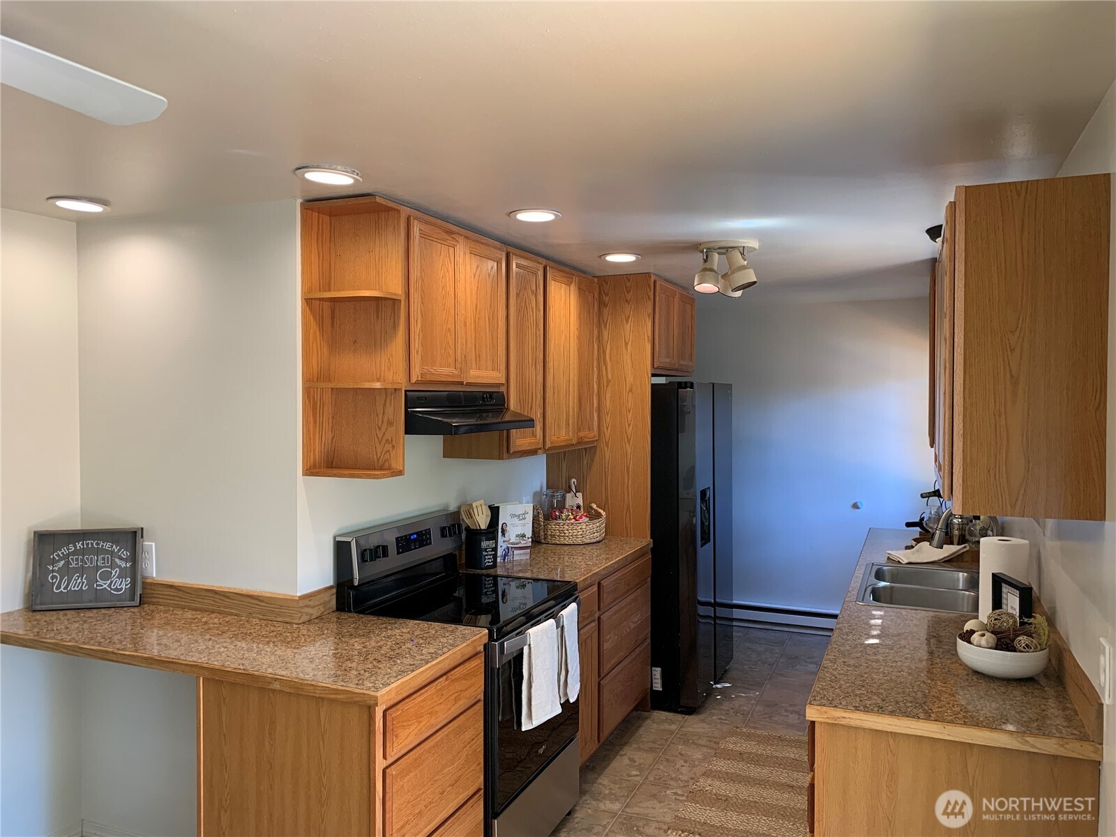 10211 SW Bank Road #A & B, Vashon, WA 98070