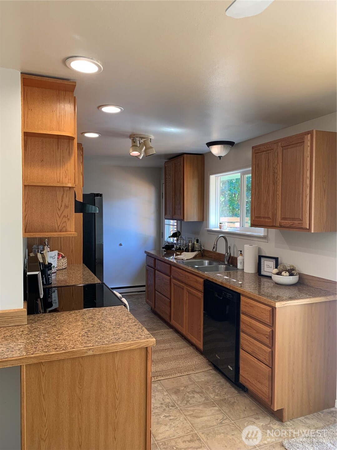 10211 SW Bank Road #A & B, Vashon, WA 98070