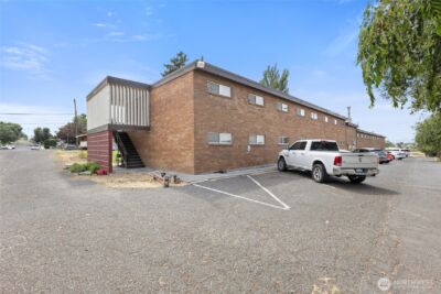 116 E Hill Avenue , Moses Lake, WA 98837 - Photo 14