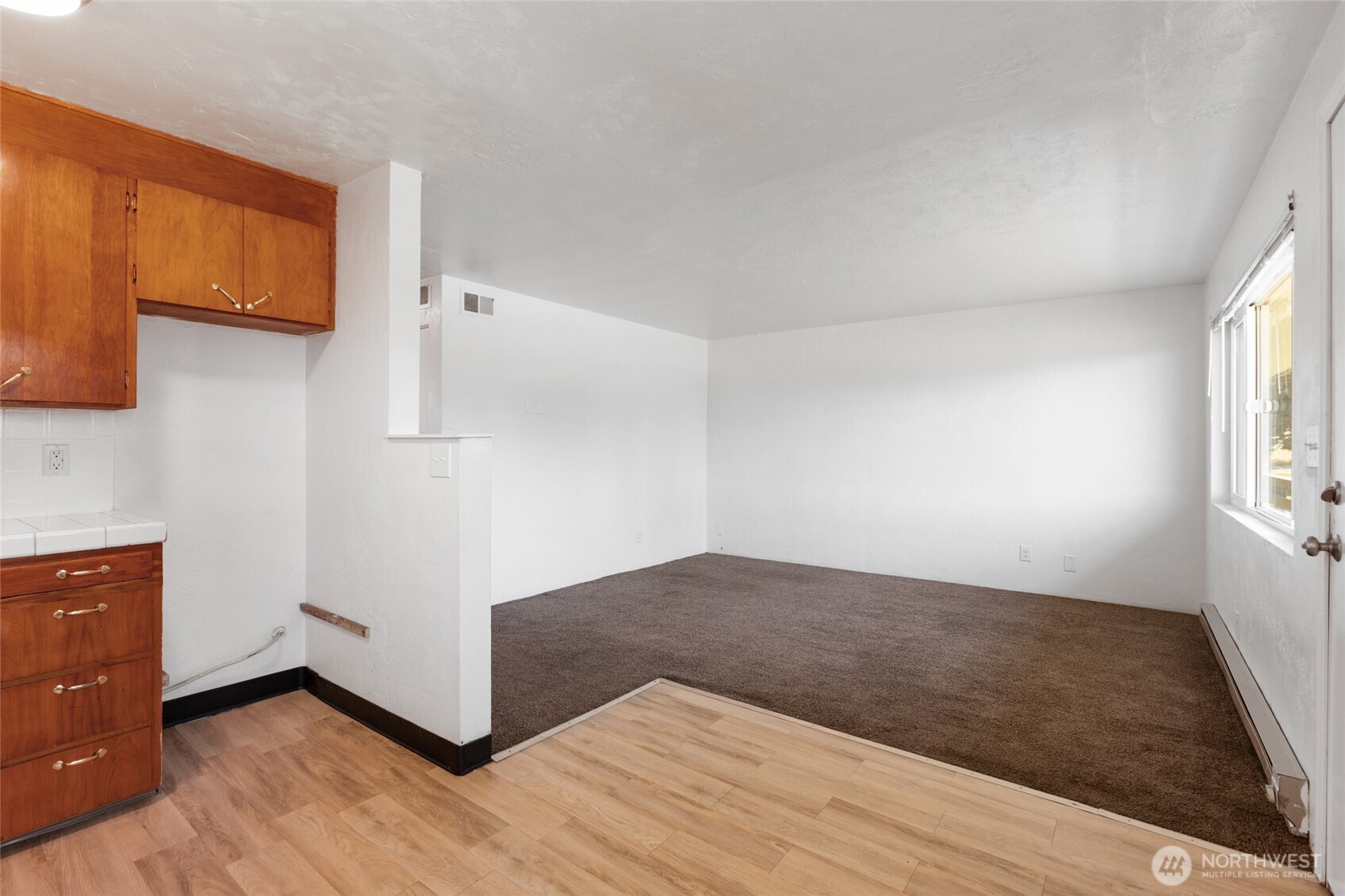 116 E Hill Avenue , Moses Lake, WA 98837