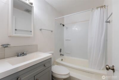 116 E Hill Avenue , Moses Lake, WA 98837 - Photo 29