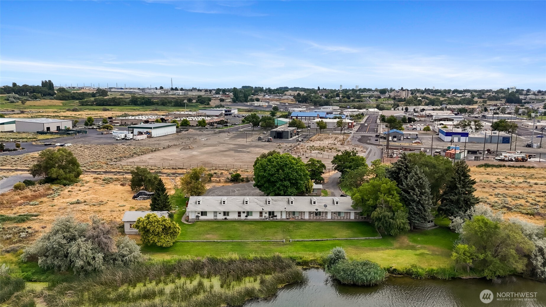510 N Fig Street , Moses Lake, WA 98837