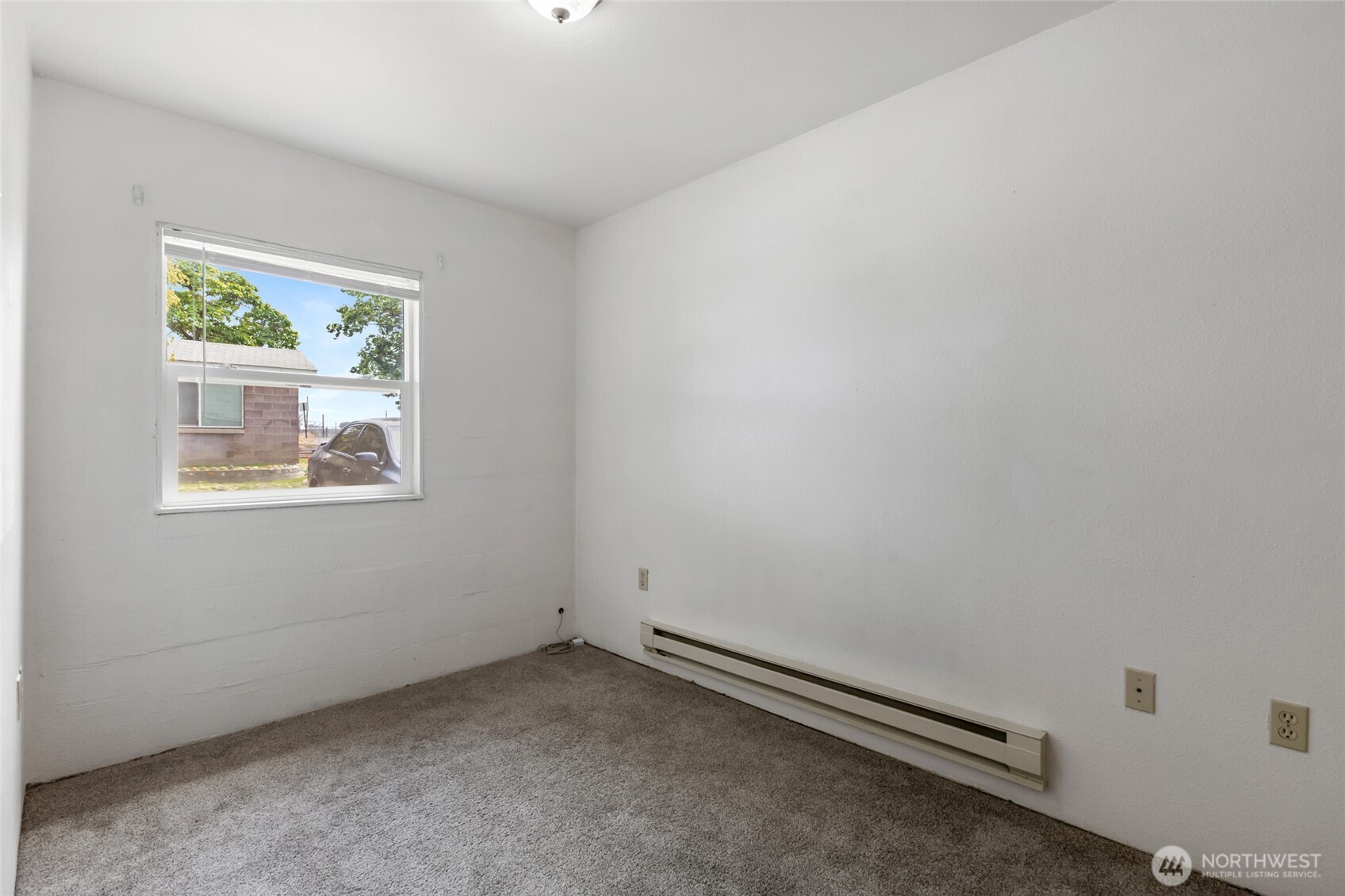 510 N Fig Street , Moses Lake, WA 98837
