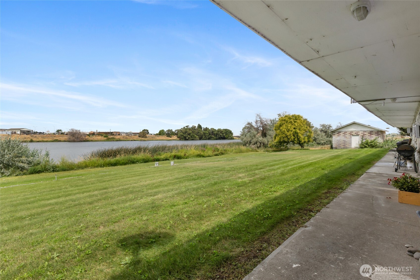 510 N Fig Street , Moses Lake, WA 98837